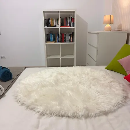 Apartment Berceni 100