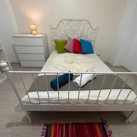 Berceni 100 * Bukarest